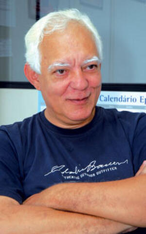 Professor Robson Augusto Souza dos Santos