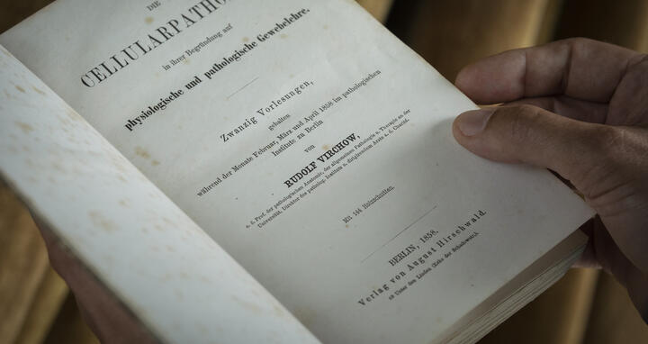 Rudolf Virchow Buch „Cellularpathologie“