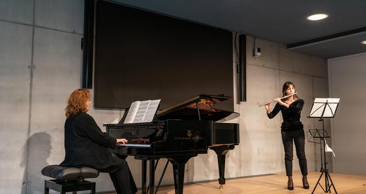 Carla Garc&iacute;a Heredia plays the sonata for flute and piano "Undine" by Carl Reinecke. On the piano: Anna Kirichenko.