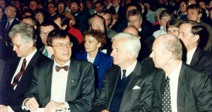 Gründung MDC 1992: Bundespräsident Richard von Weizsäcker, Forschungsminister Heinz Riesenhuber, Gründungsdirektor Detlev Ganten