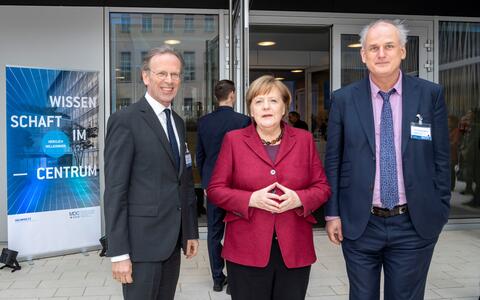 Martin Lohse, Angela Merkel und Nikolaus Rajewsky