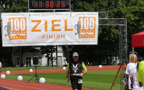 Karsten Häcker after crossing the finishing line