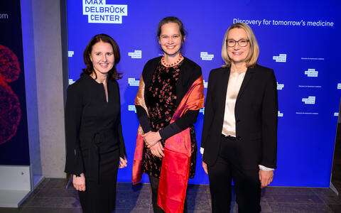 Maike Sander and Heike Graßmann with Veronika von Messling