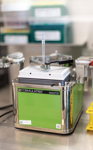 Scientific device for single cell sequencing