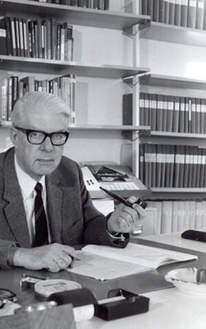 Professor Karl G. Zimmer