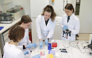 Girls in a lab