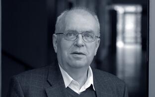 Portrait of Heinz Sklenar